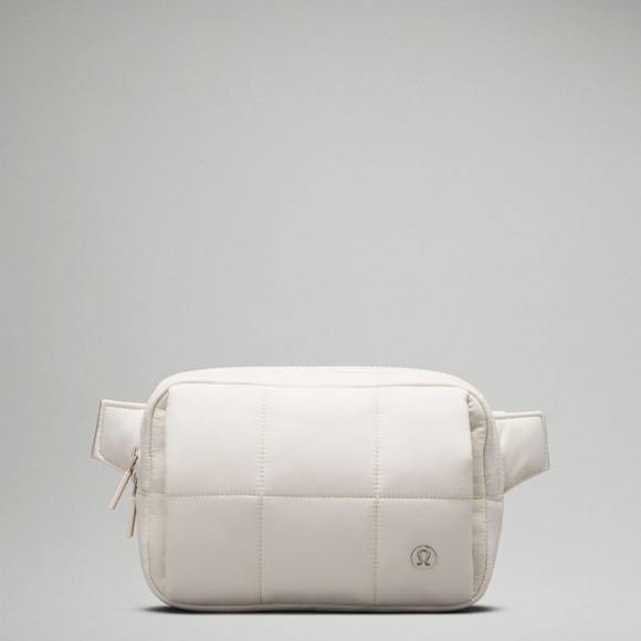 lululemon athletica Handbags - NWT Quilted Grid Belt Bag Hand
Warmer 1.5L